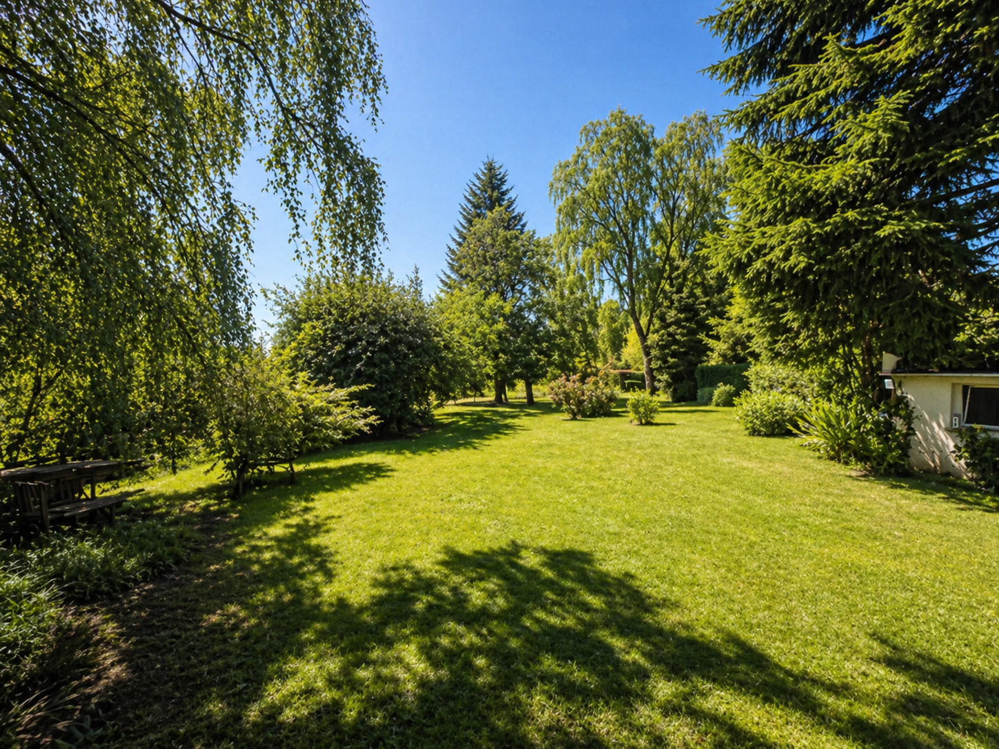 Großer Gartenbereich - DEBUS Immobilien Immobilie kaufen Niedernhausen